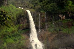 Lingmala Falls